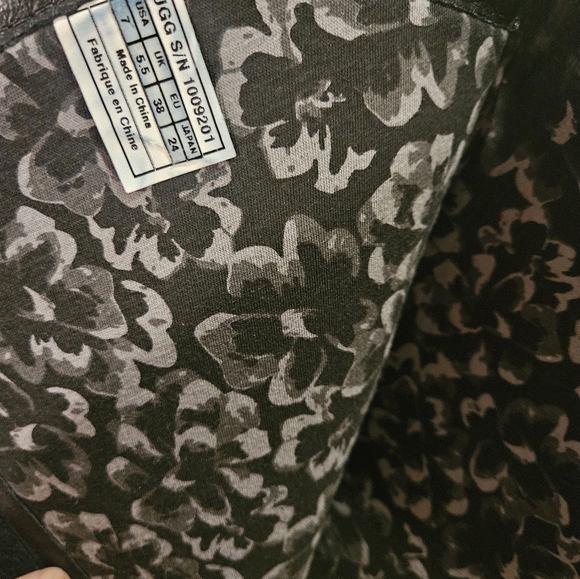 UGG Seldon Tall 1009201 Black Womens Boots, Size 7 - Picture 11 of 15